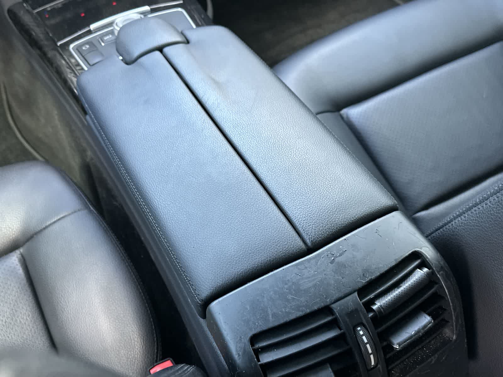 Thumbnail: 2011 Mercedes-Benz E-Class - 15