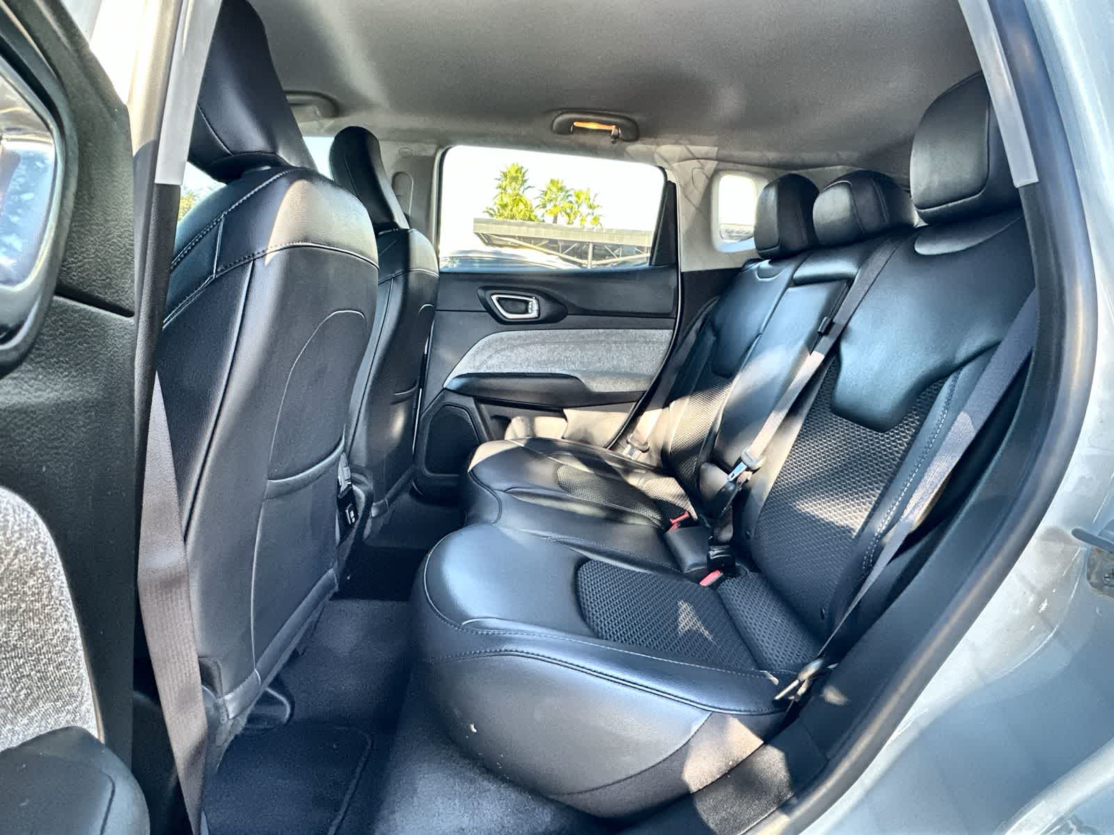 Thumbnail: 2022 Jeep Compass - 14