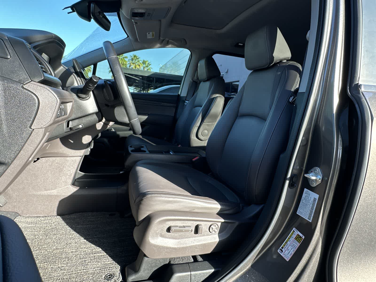 Thumbnail: 2022 Honda Odyssey - 11