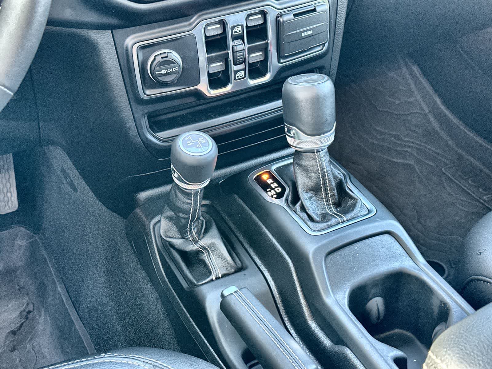 Thumbnail: 2023 Jeep Wrangler - 17