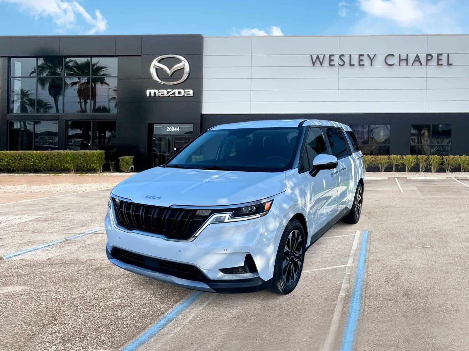 2024 Kia Carnival EX