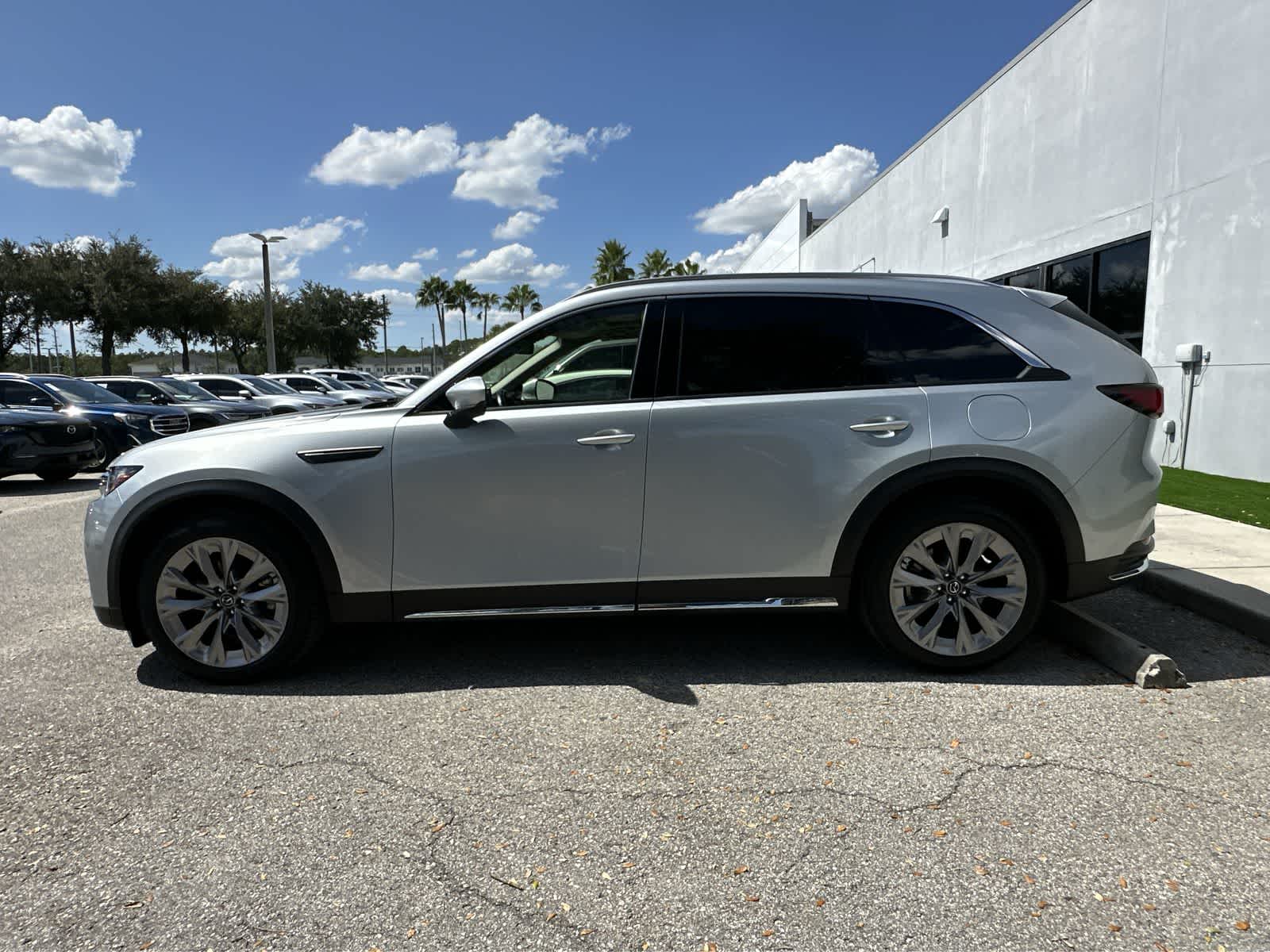 Thumbnail: 2024 Mazda CX-90 - 3
