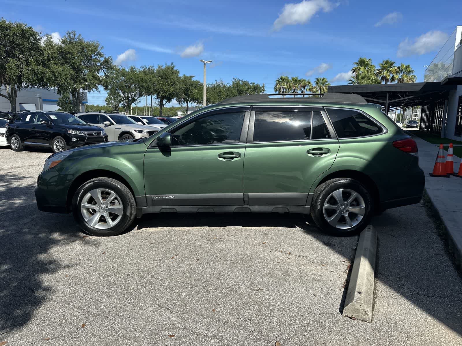 Thumbnail: 2014 Subaru Outback - 3