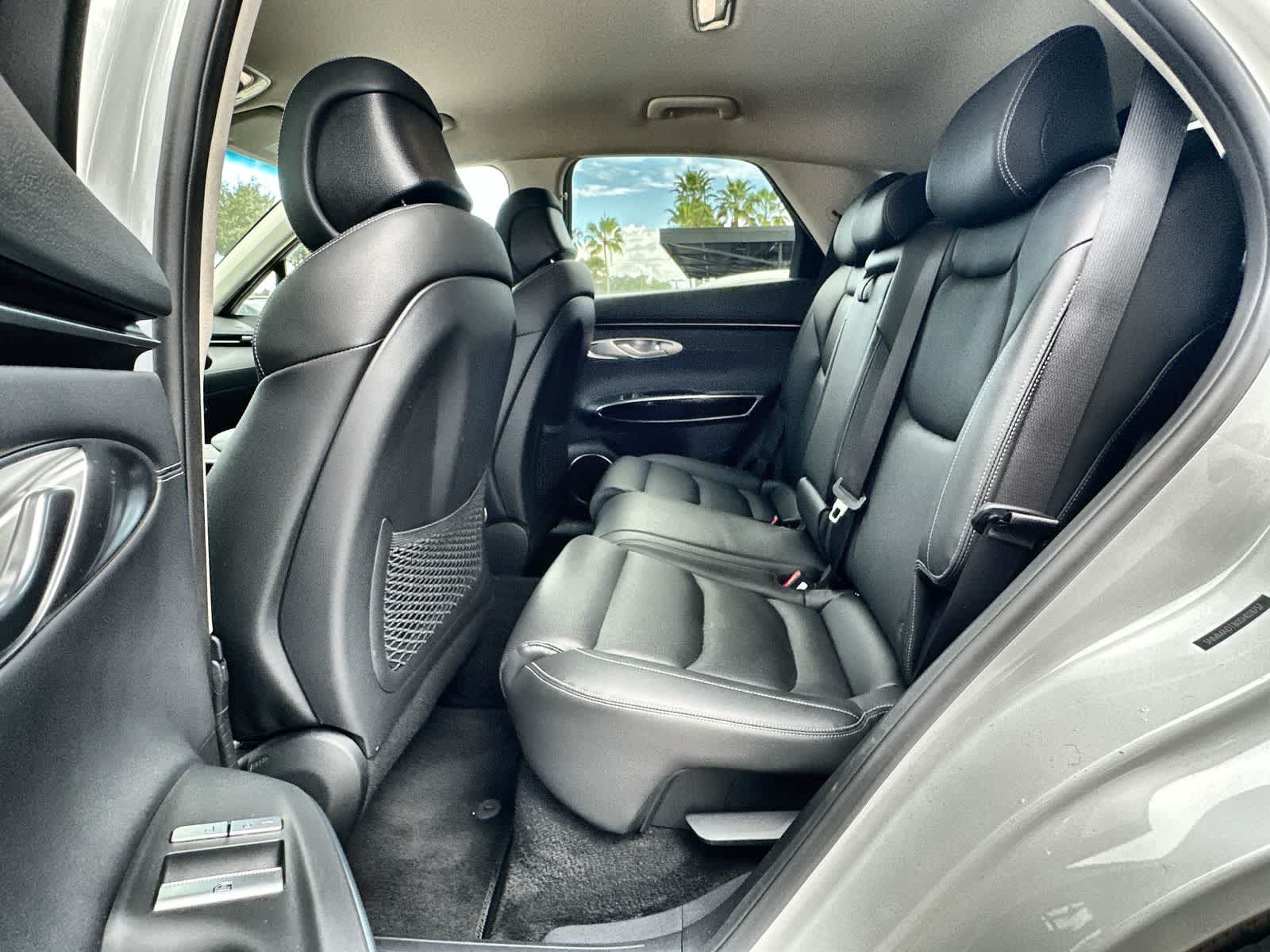 Thumbnail: 2025 Genesis GV70 - 13