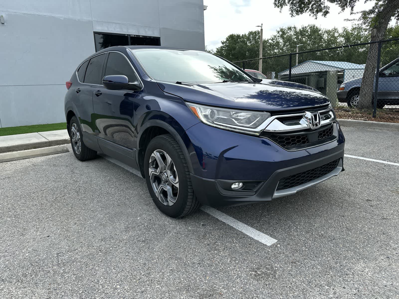 Thumbnail: 2017 Honda CR-V - 11