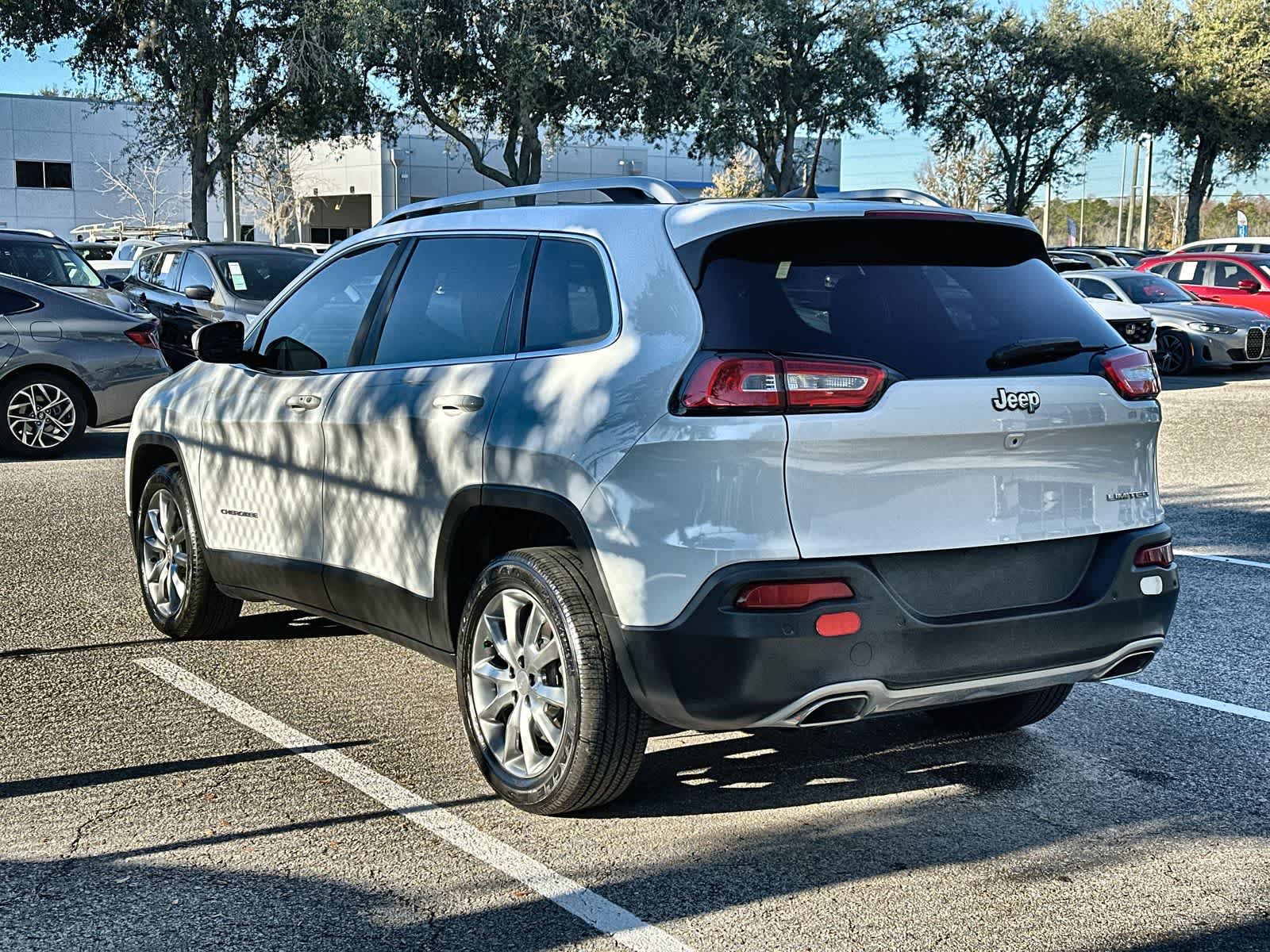 Thumbnail: 2018 Jeep Cherokee - 4