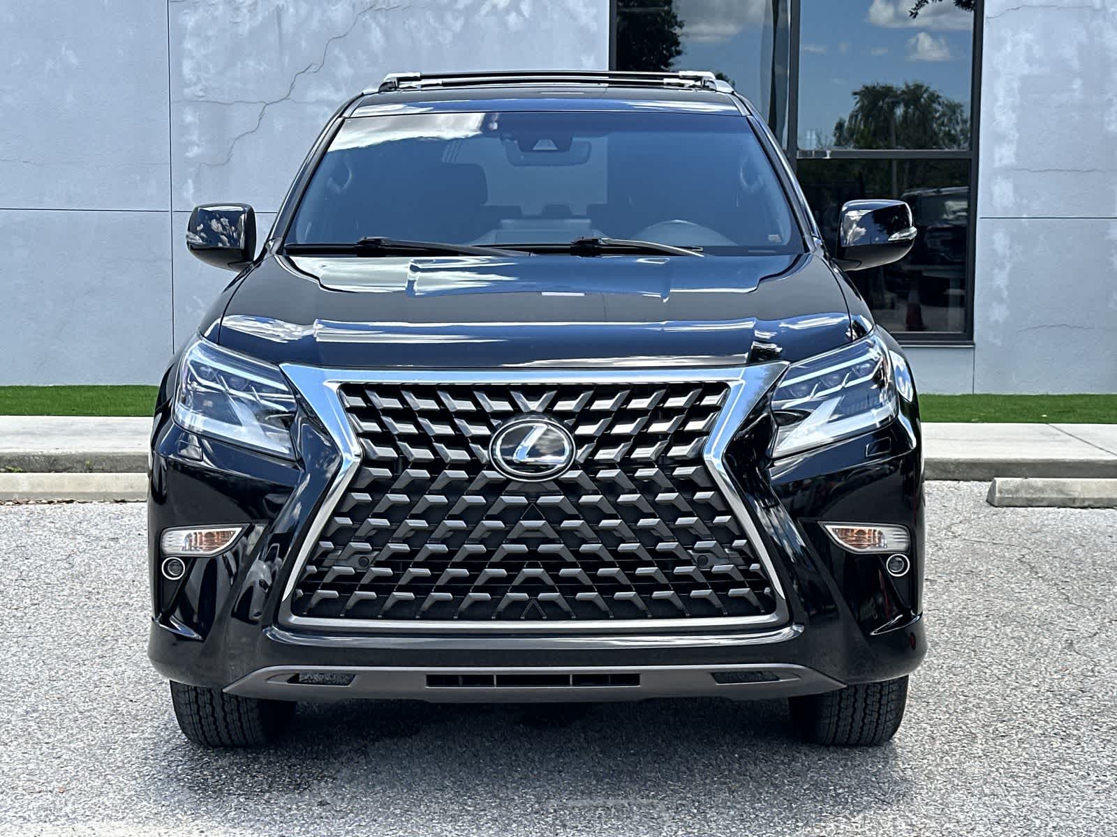 Thumbnail: 2023 Lexus GX - 4