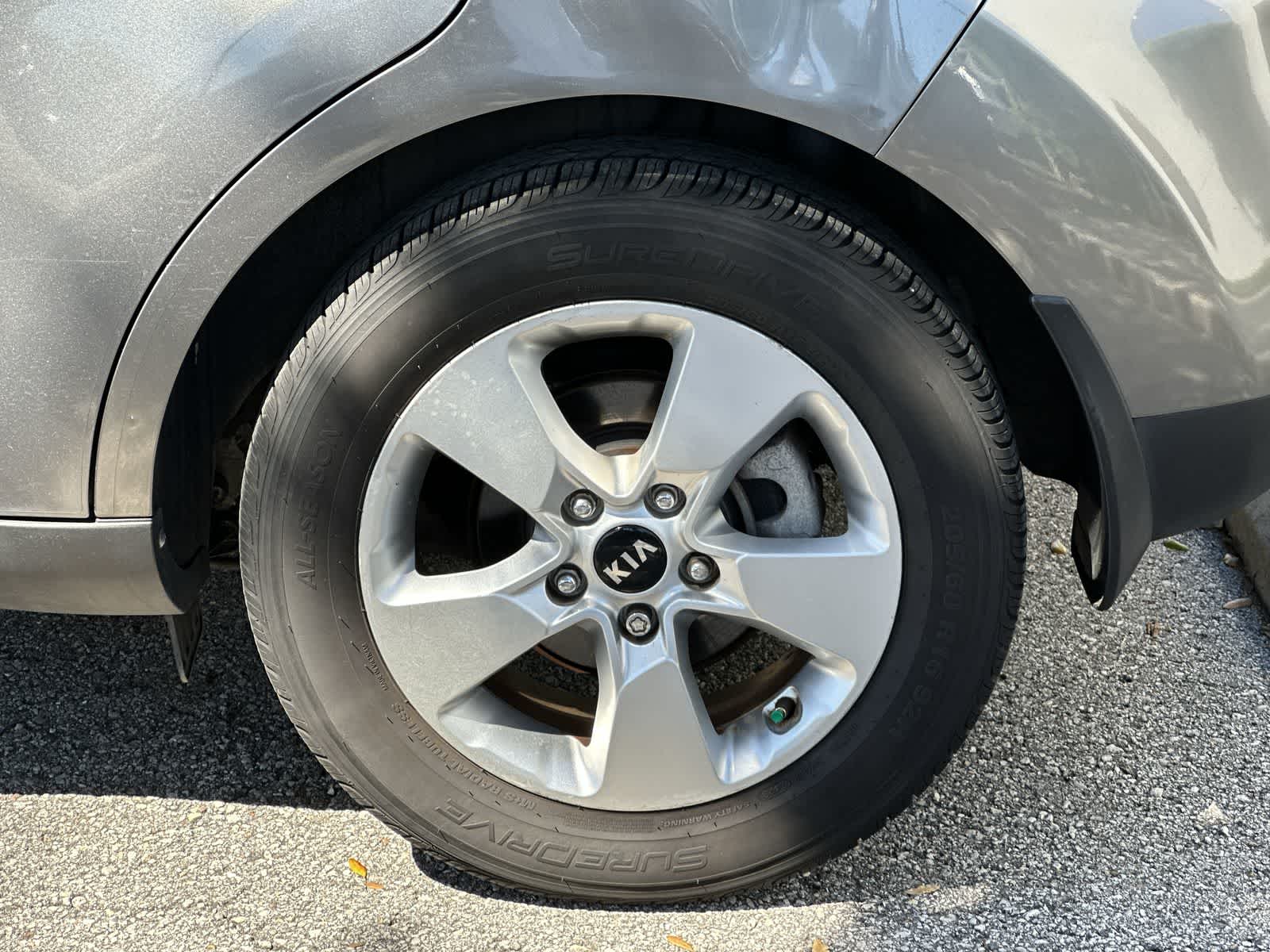 Thumbnail: 2017 Kia Soul - 8