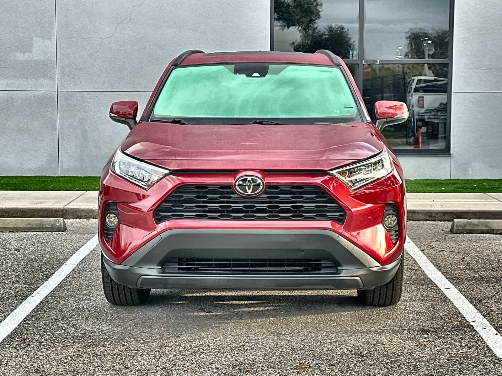 Thumbnail: 2020 Toyota RAV4 - 6