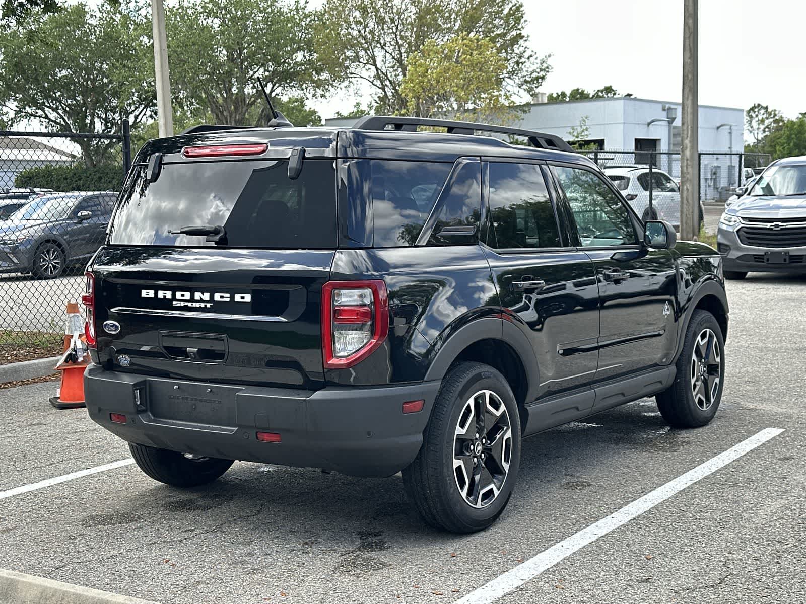 Thumbnail: 2023 Ford Bronco Sport - 8