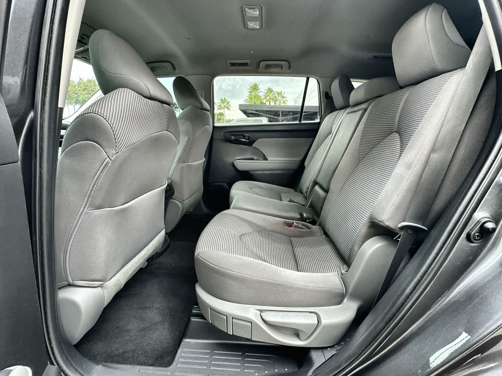 Thumbnail: 2023 Toyota Highlander - 13