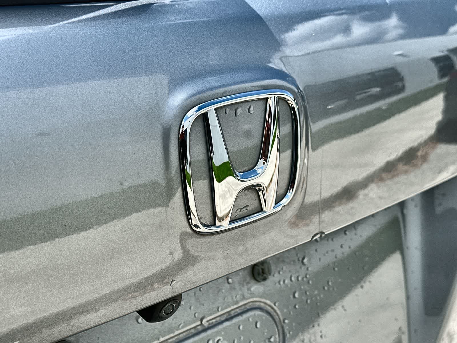 Thumbnail: 2020 Honda Pilot - 16