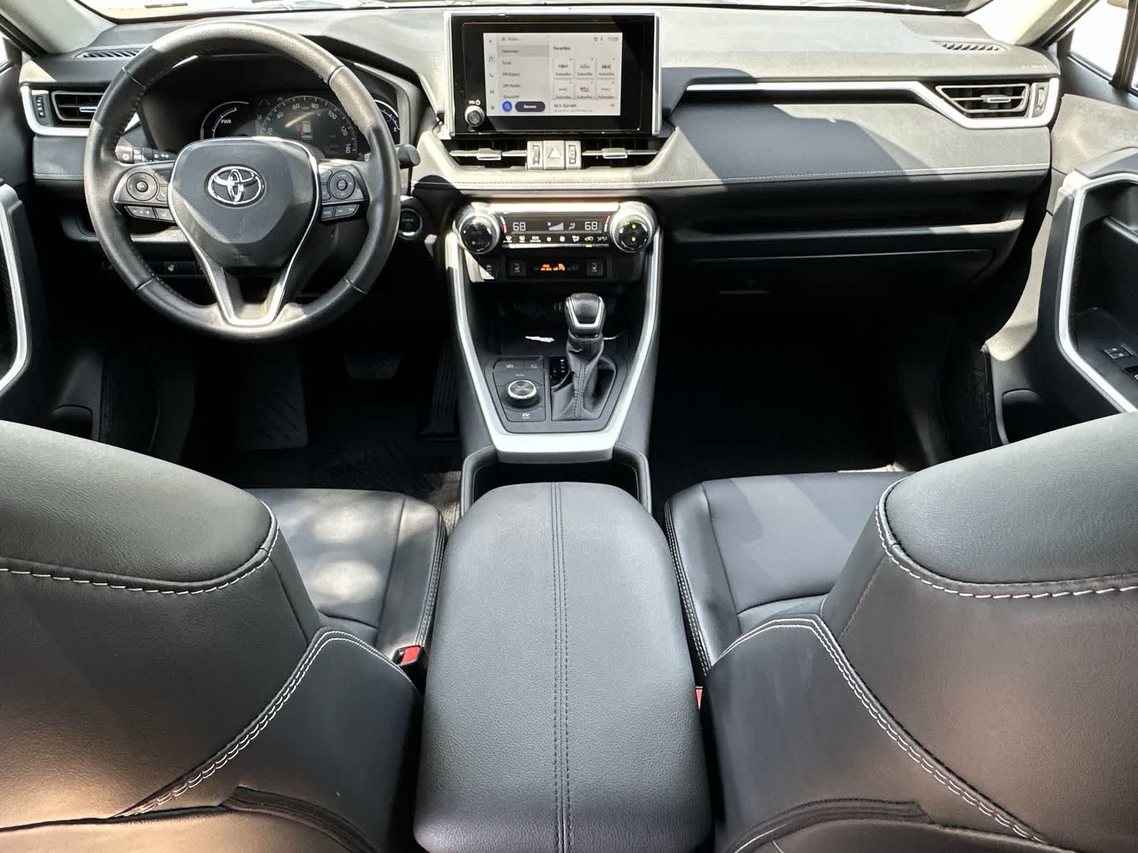 Thumbnail: 2024 Toyota RAV4 - 10