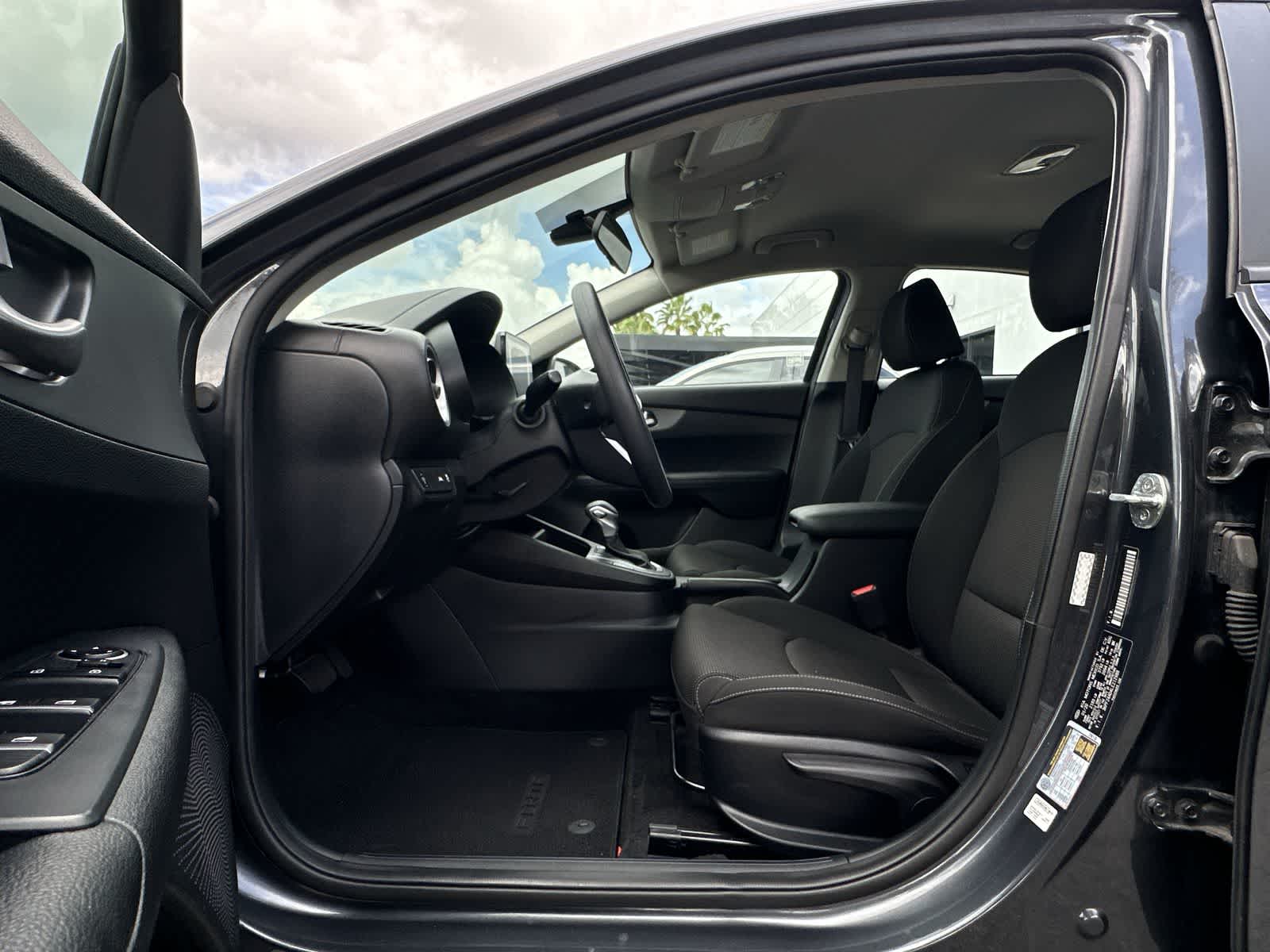 Thumbnail: 2020 Kia Forte - 2