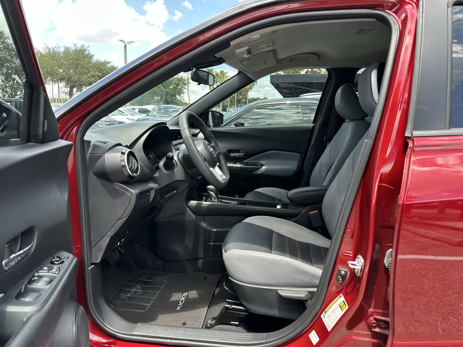 Thumbnail: 2023 Nissan Kicks - 2