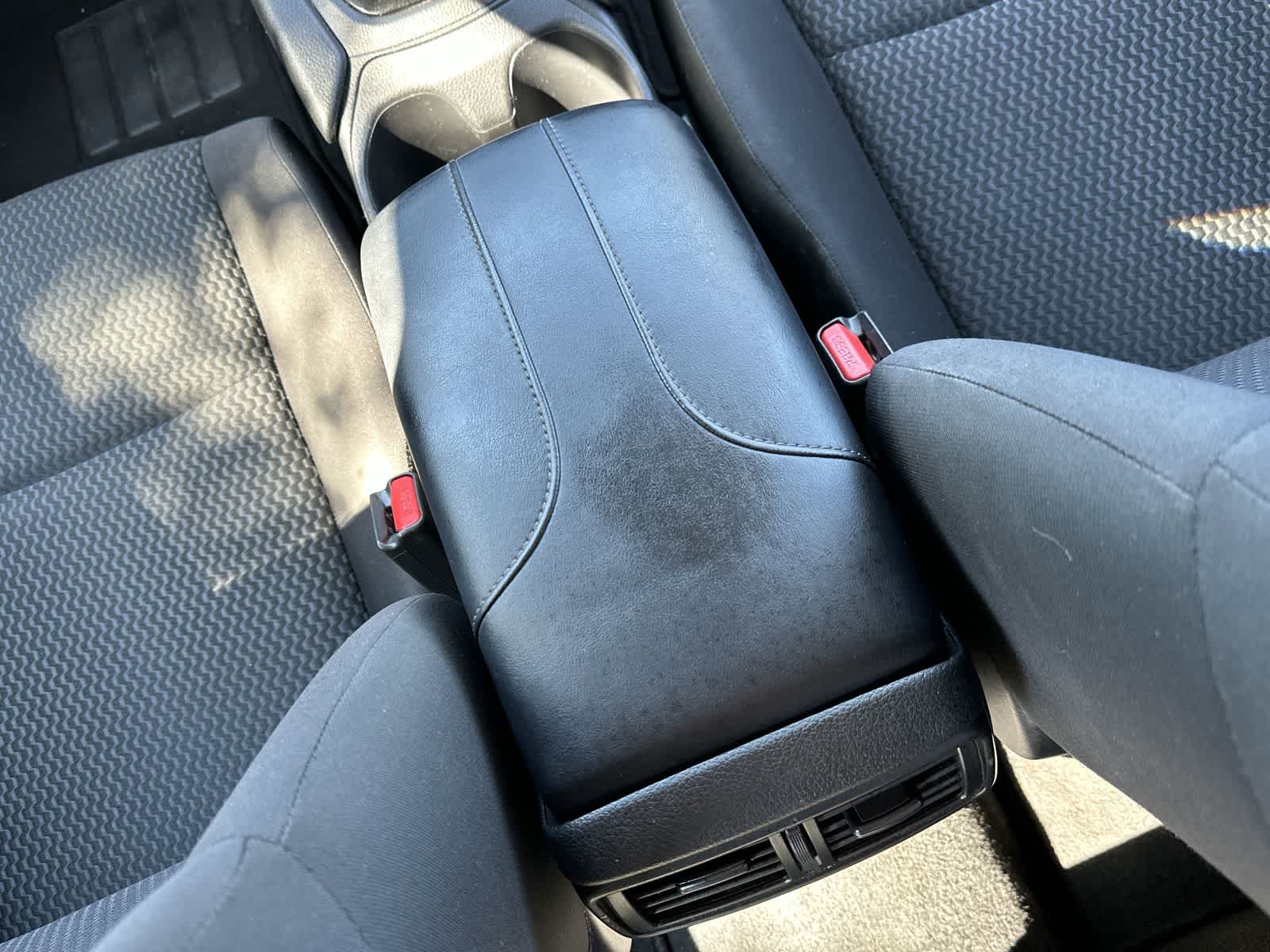 Thumbnail: 2020 Nissan Rogue Sport - 16
