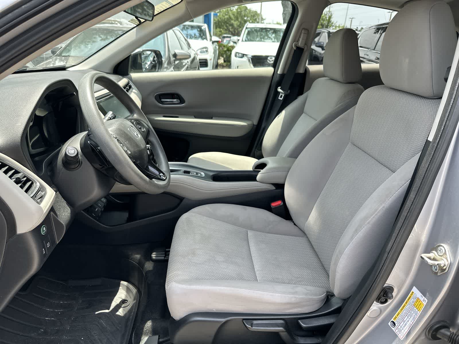 Thumbnail: 2018 Honda HR-V - 11