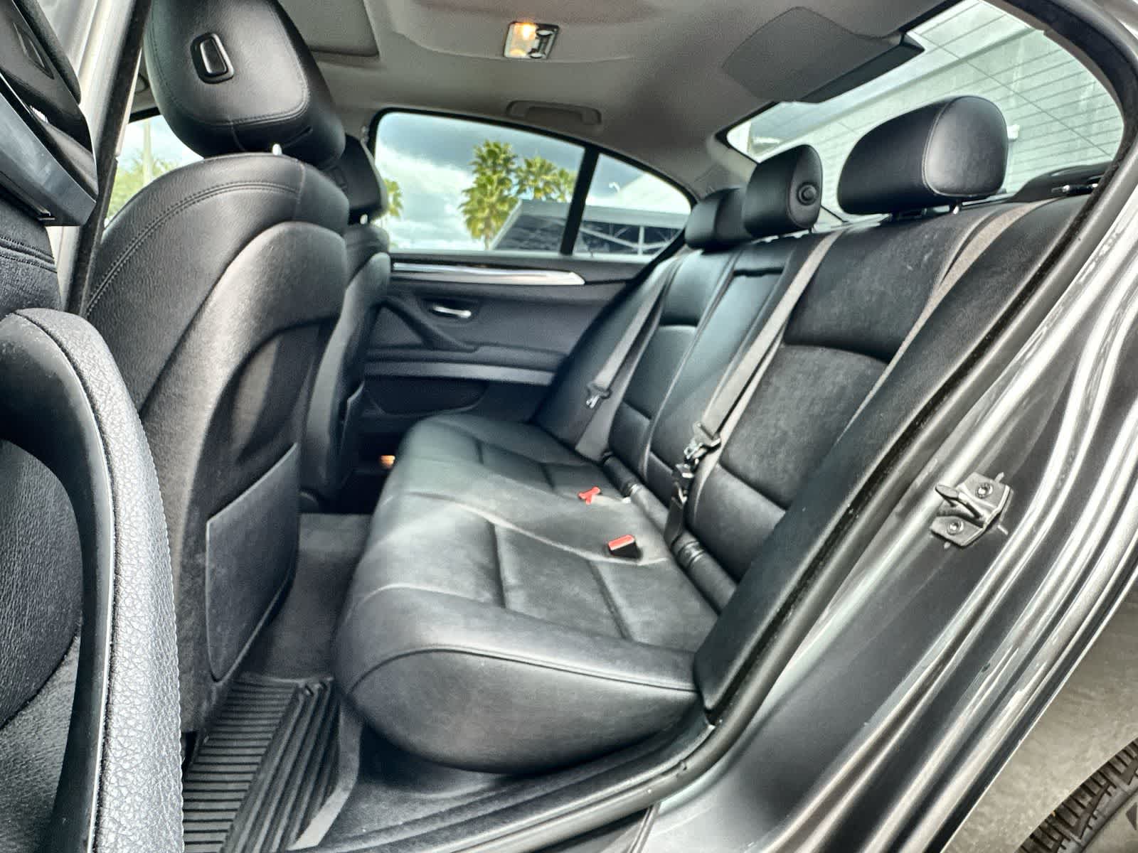 Thumbnail: 2015 BMW 5 Series - 4