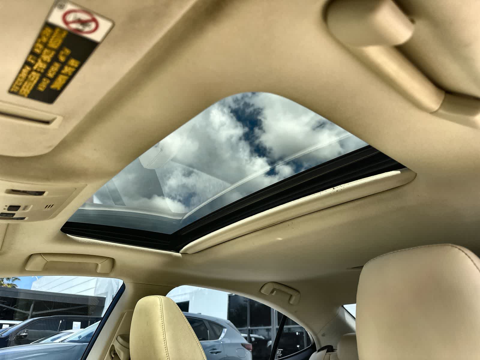 Thumbnail: 2018 Lexus ES - 28