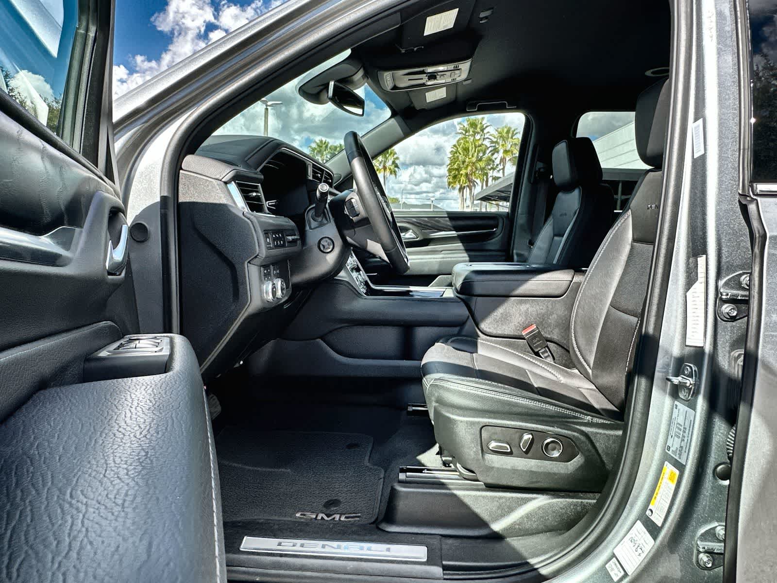 Thumbnail: 2024 GMC Yukon XL - 2