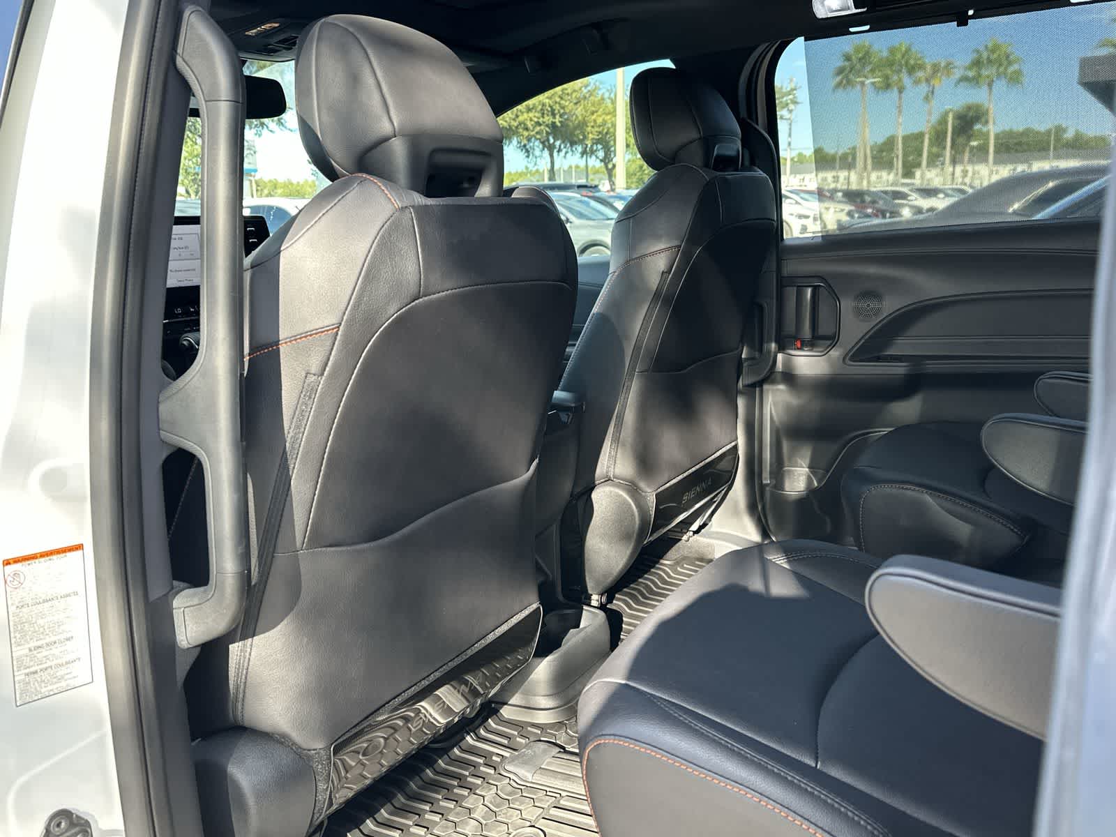 Thumbnail: 2023 Toyota Sienna - 12