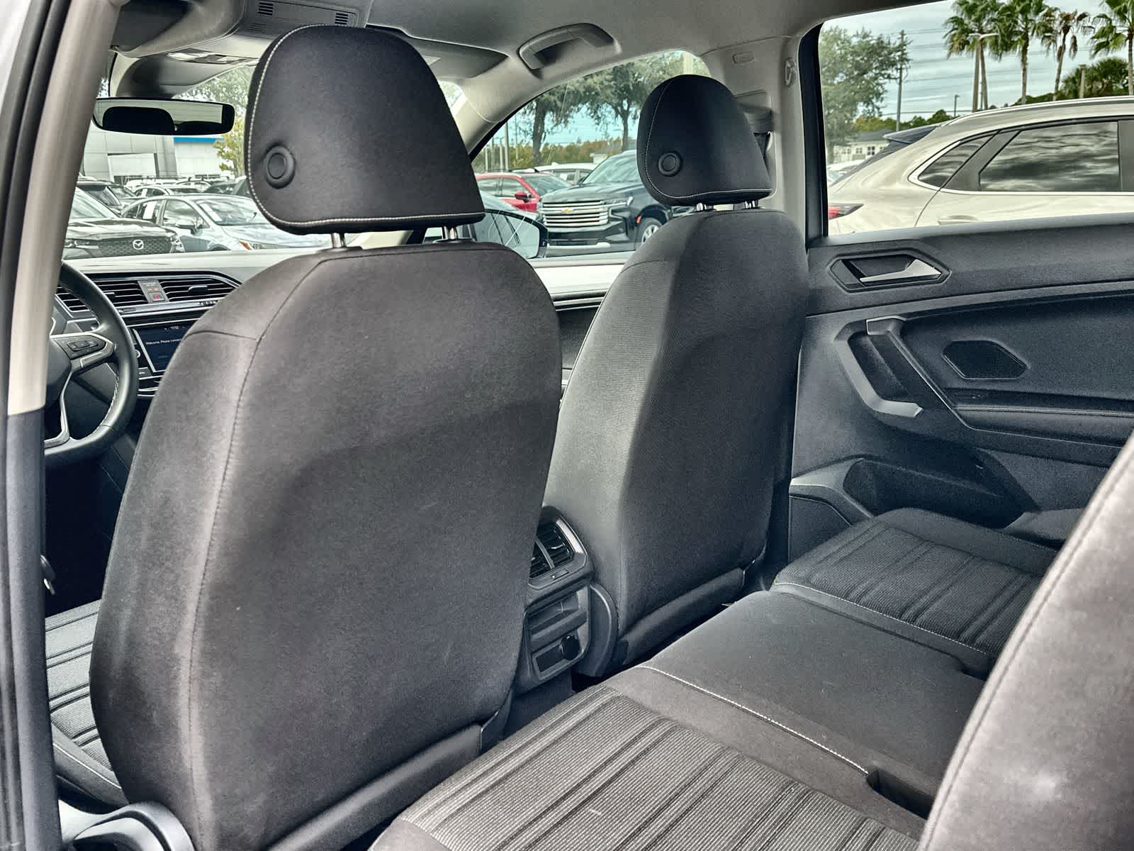 Thumbnail: 2024 Volkswagen Tiguan - 12