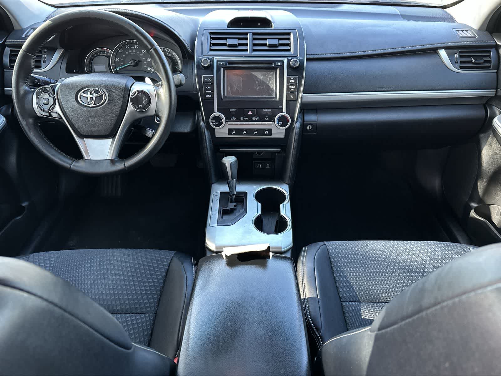 Thumbnail: 2014 Toyota Camry - 10