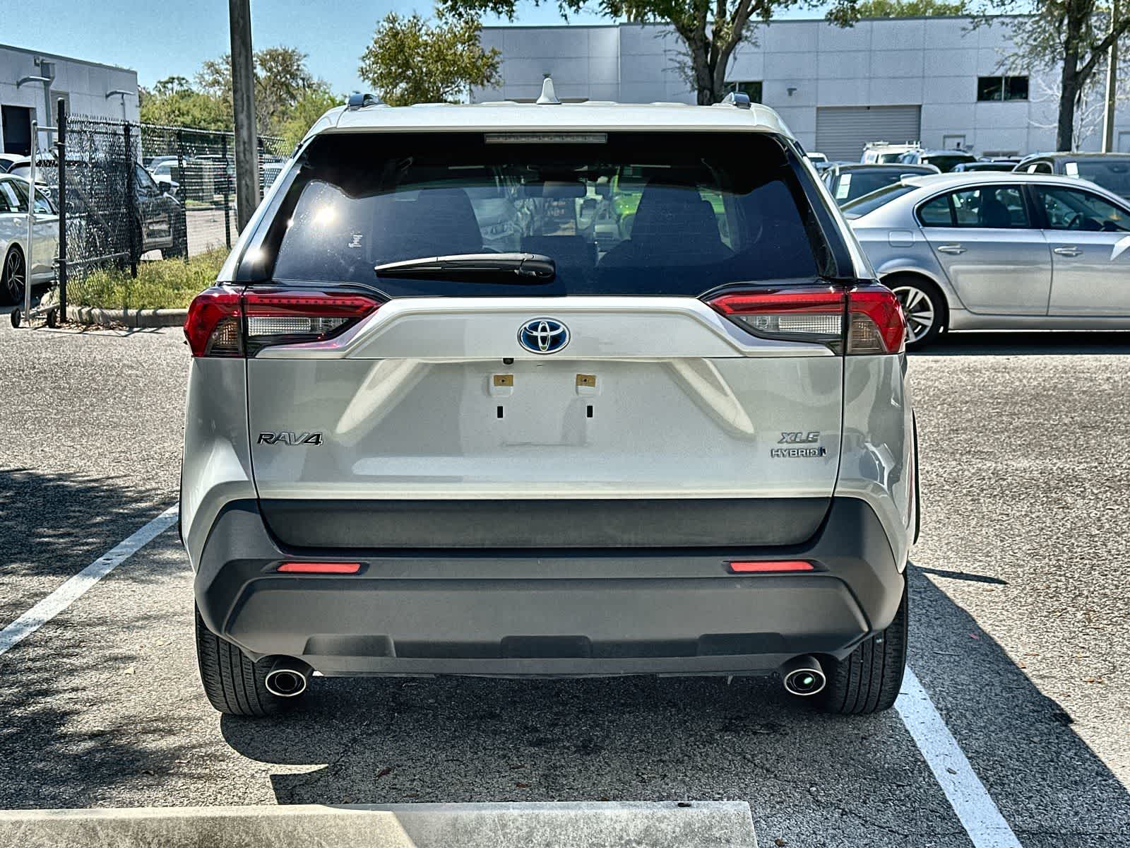 Thumbnail: 2023 Toyota RAV4 - 7
