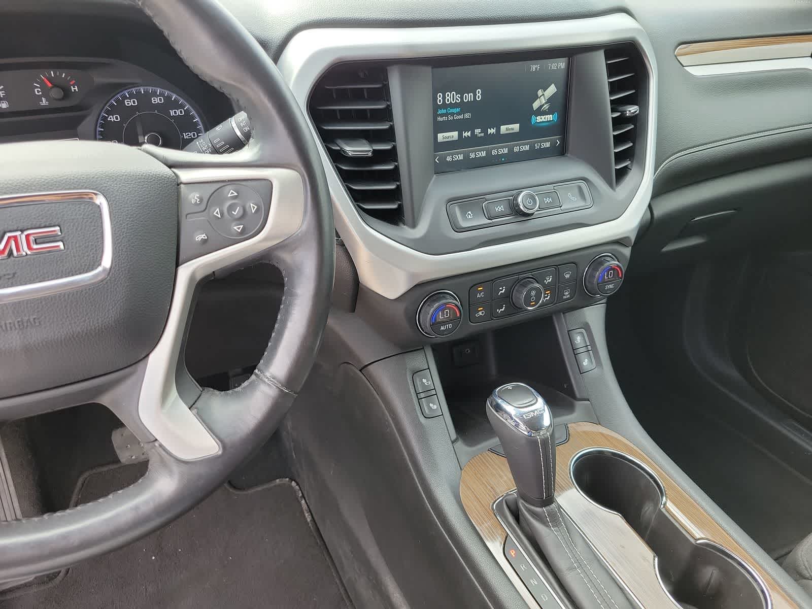 2017 GMC Acadia SLE 23
