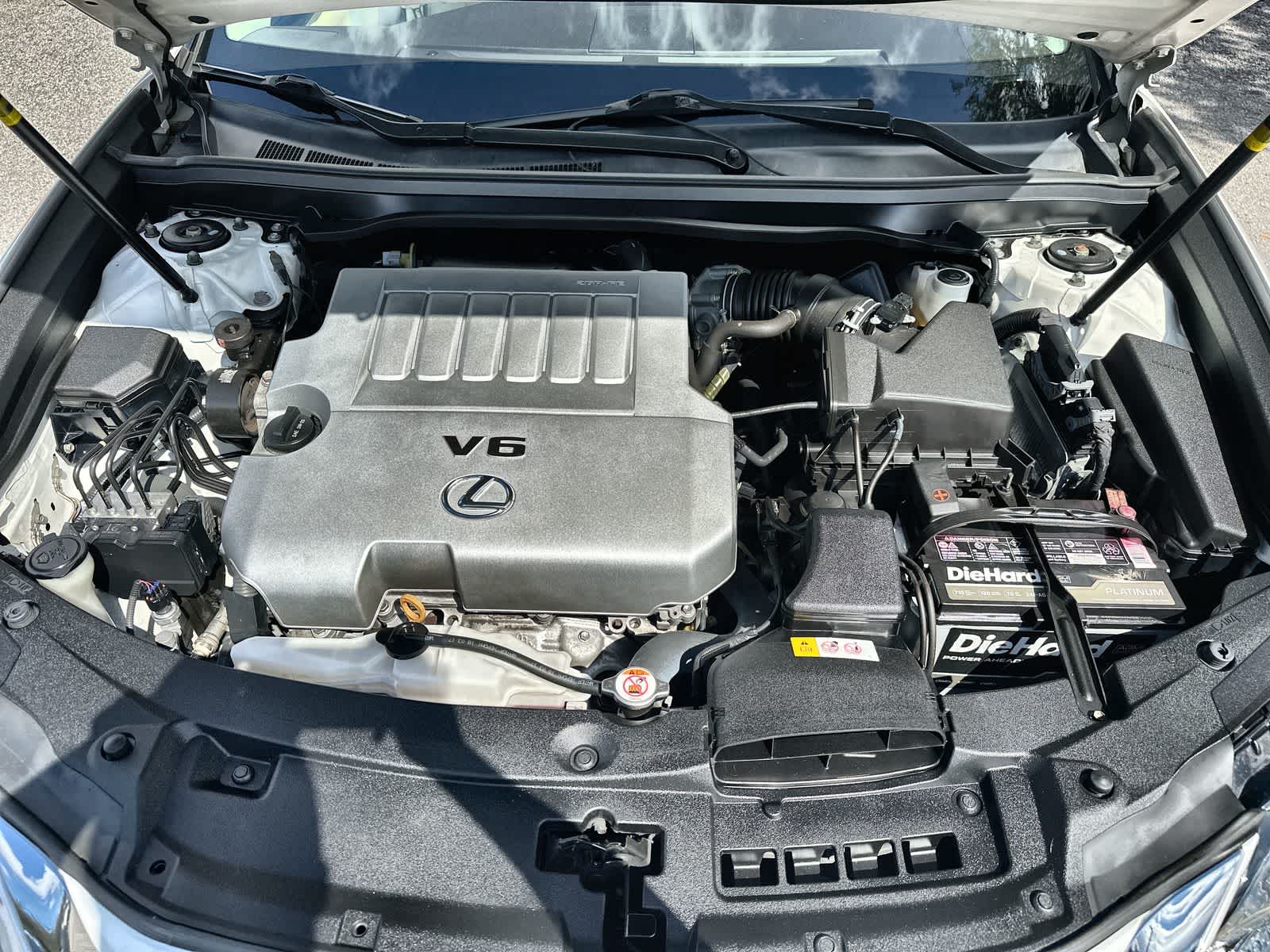 Thumbnail: 2018 Lexus ES - 13