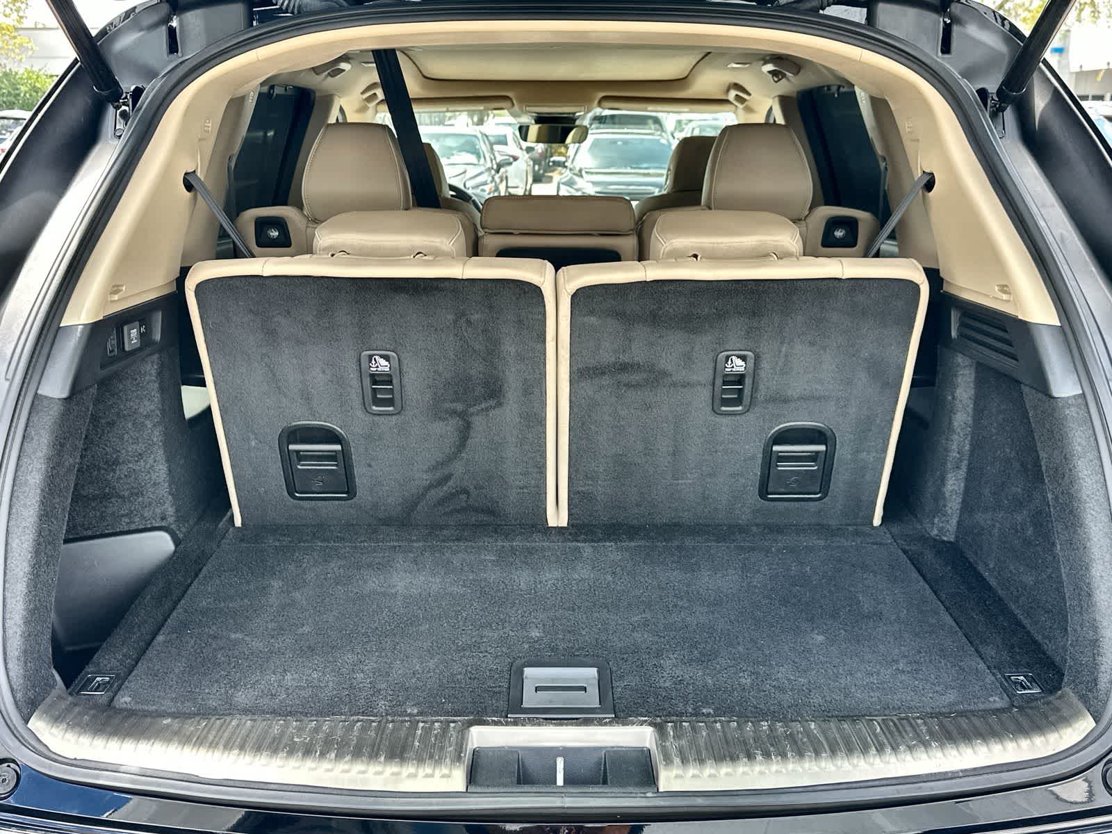 Thumbnail: 2024 Acura MDX - 17