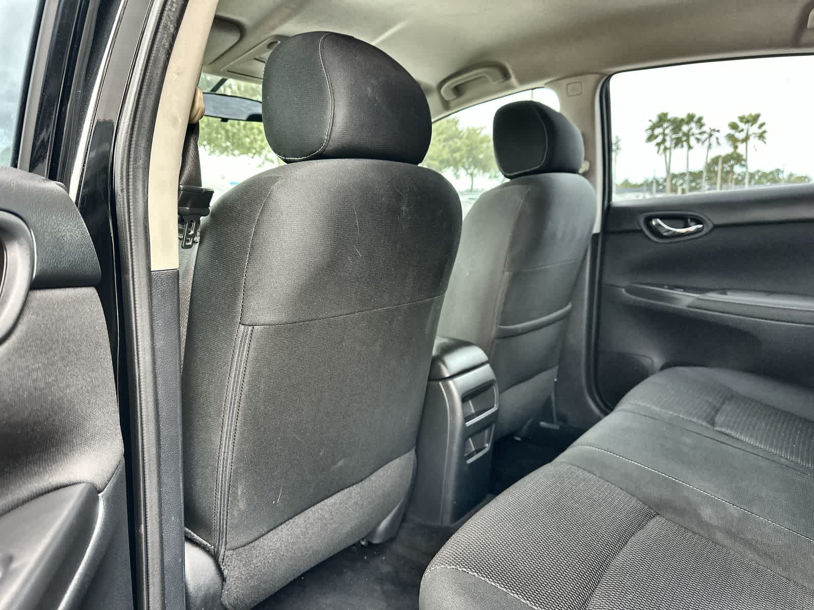 Thumbnail: 2019 Nissan Sentra - 12