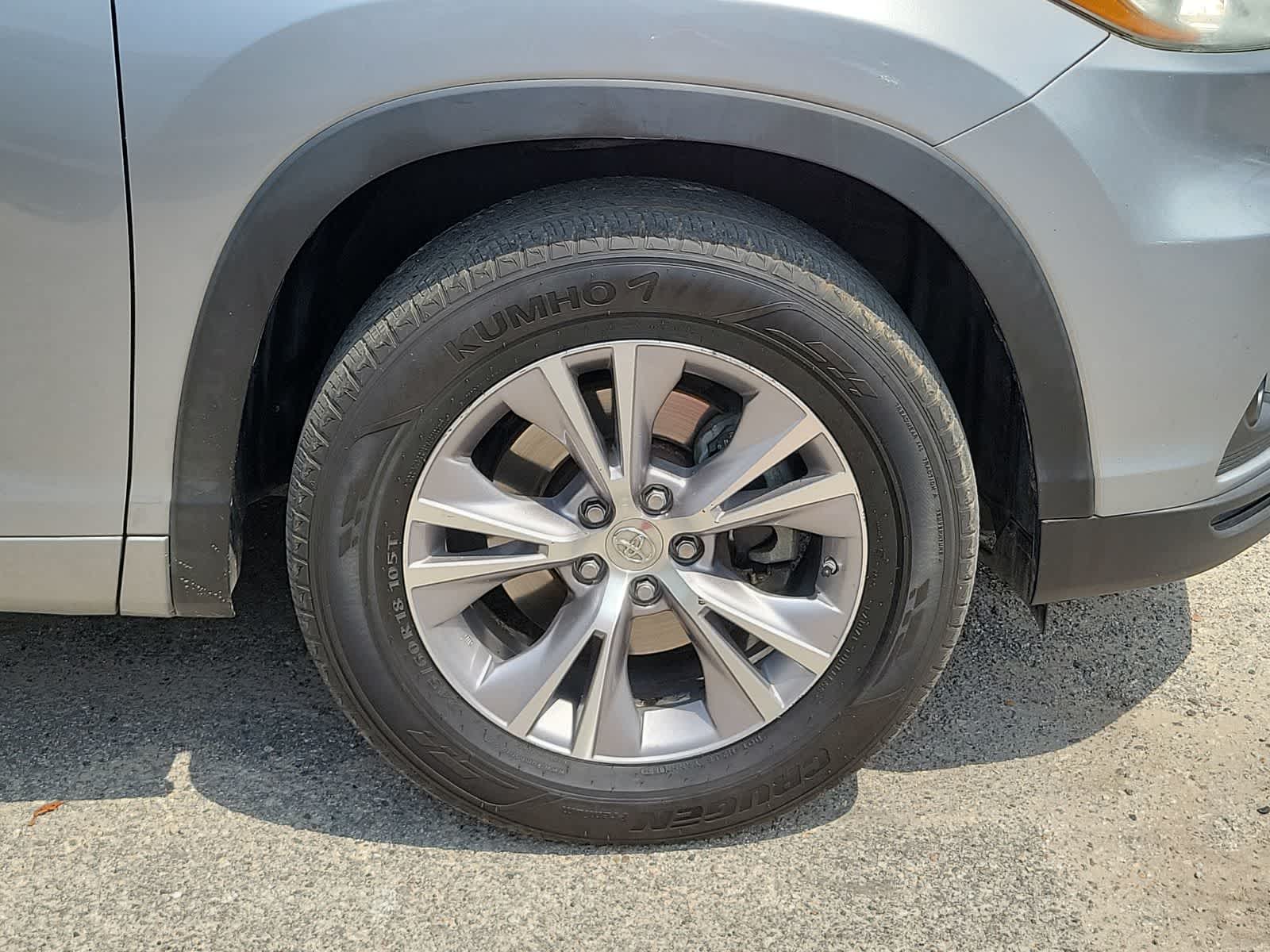 Thumbnail: 2015 Toyota Highlander - 7