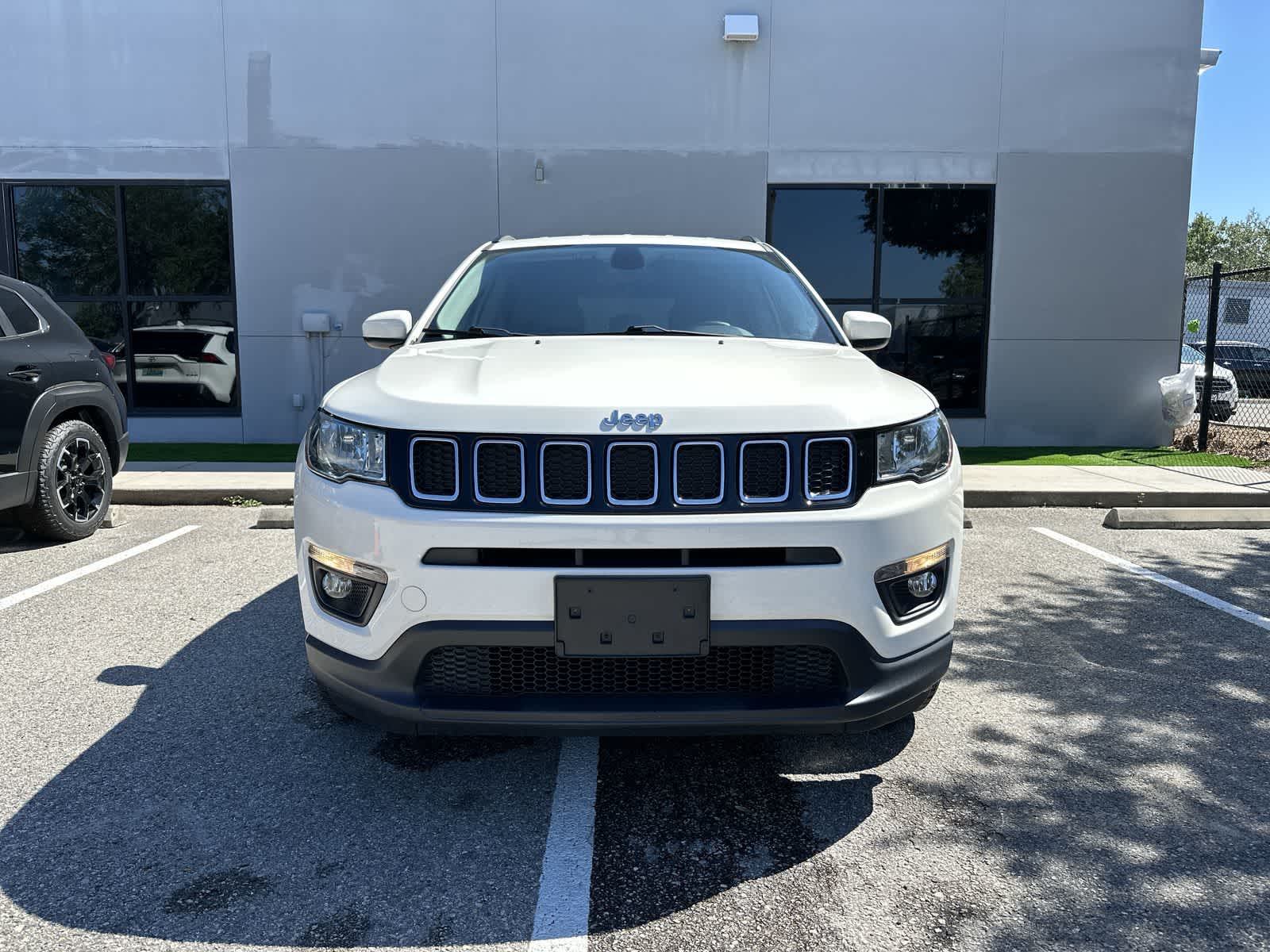 Thumbnail: 2018 Jeep Compass - 12