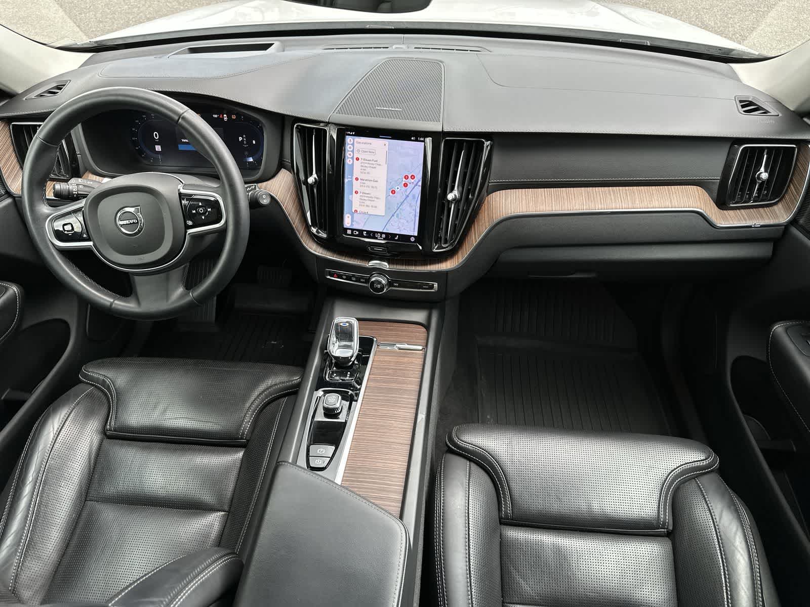 Thumbnail: 2023 Volvo XC60 - 19