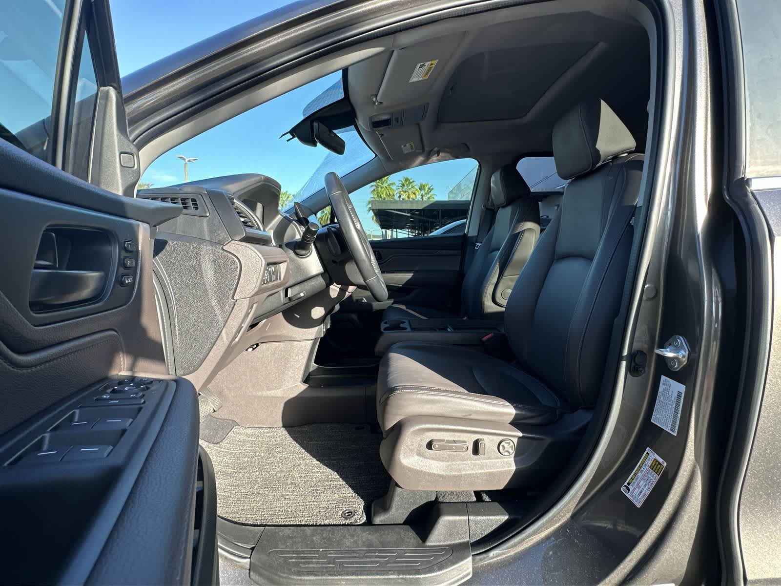 Thumbnail: 2022 Honda Odyssey - 2