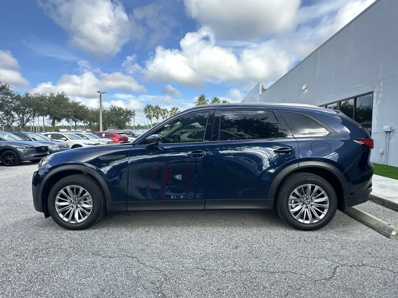 Thumbnail: 2024 Mazda CX-90 - 3