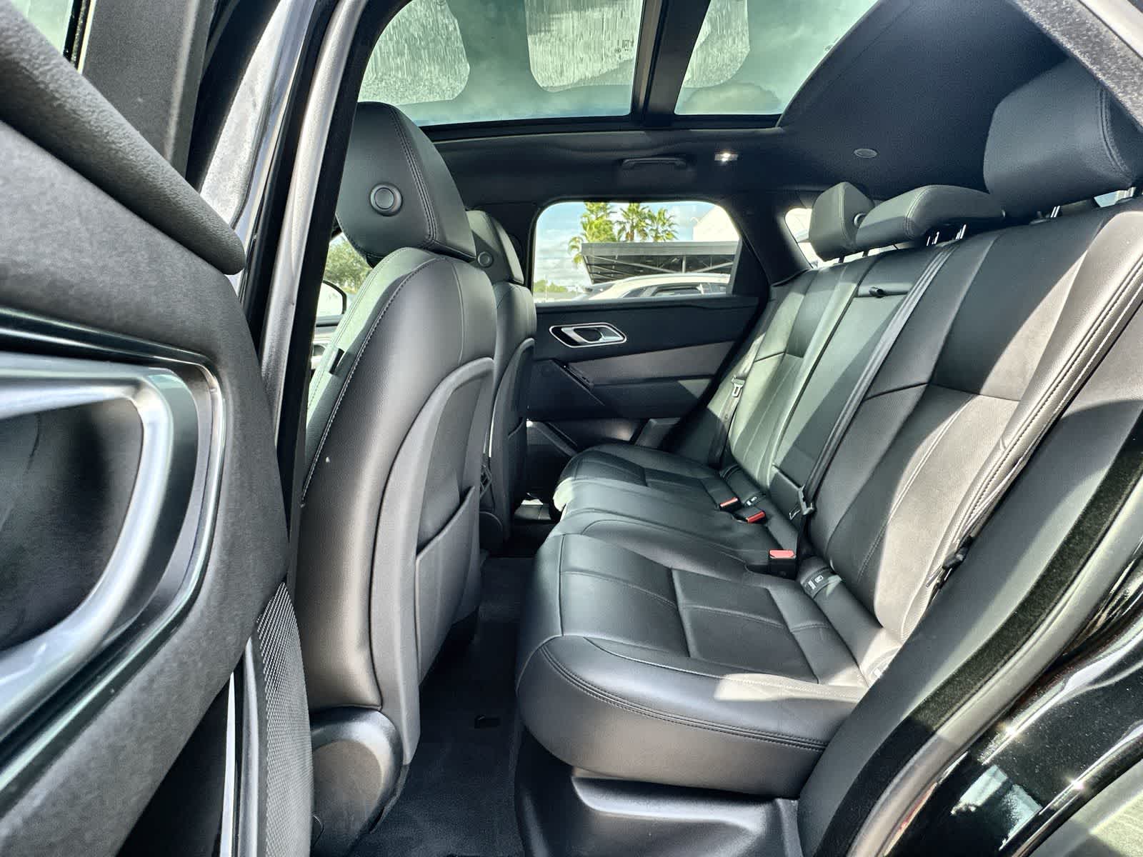 Thumbnail: 2025 Land Rover Range Rover Velar - 13