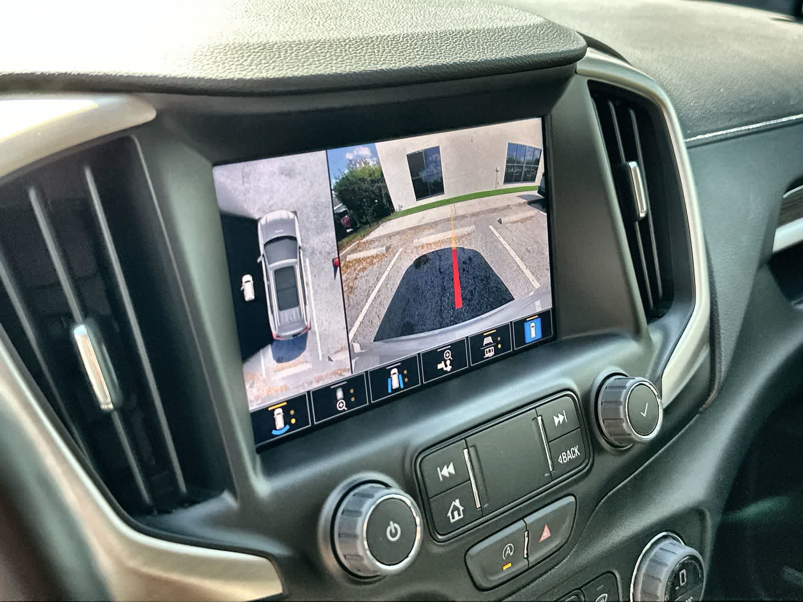 Thumbnail: 2022 GMC Terrain - 27