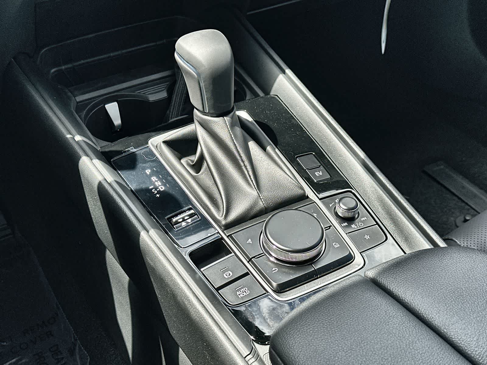 Thumbnail: 2026 Mazda CX-50 - 23