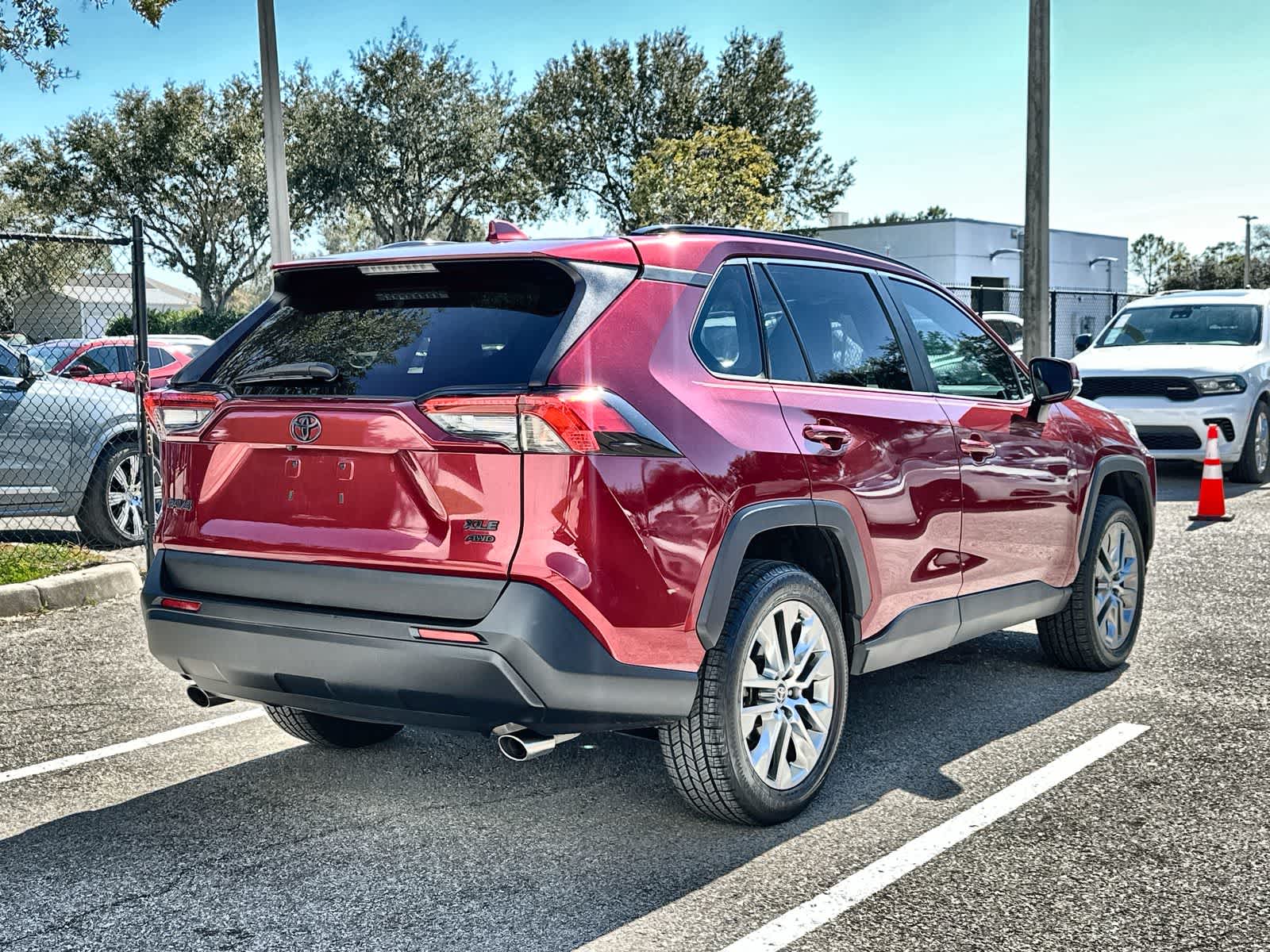 Thumbnail: 2021 Toyota RAV4 - 8