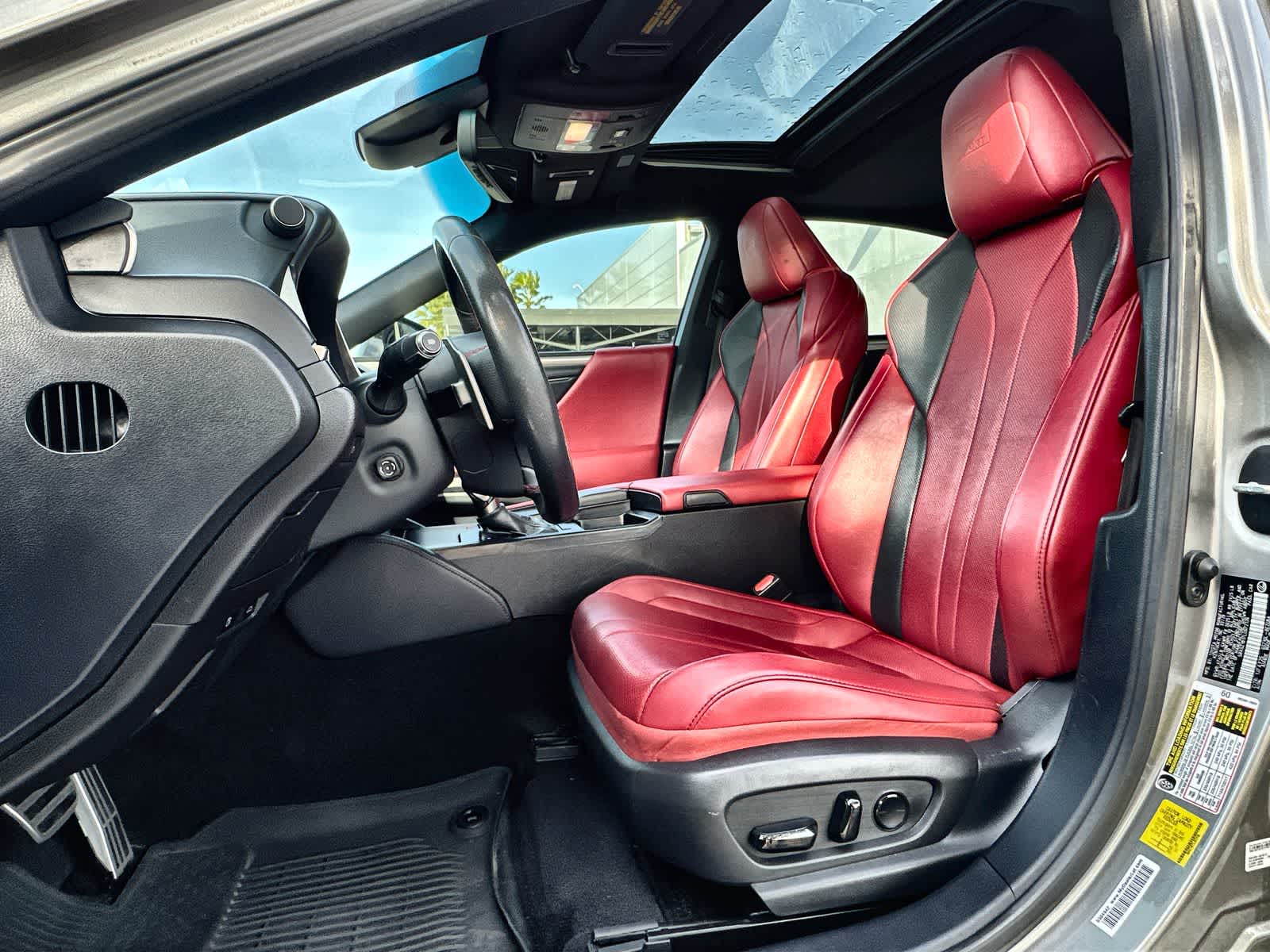 Thumbnail: 2020 Lexus ES - 11