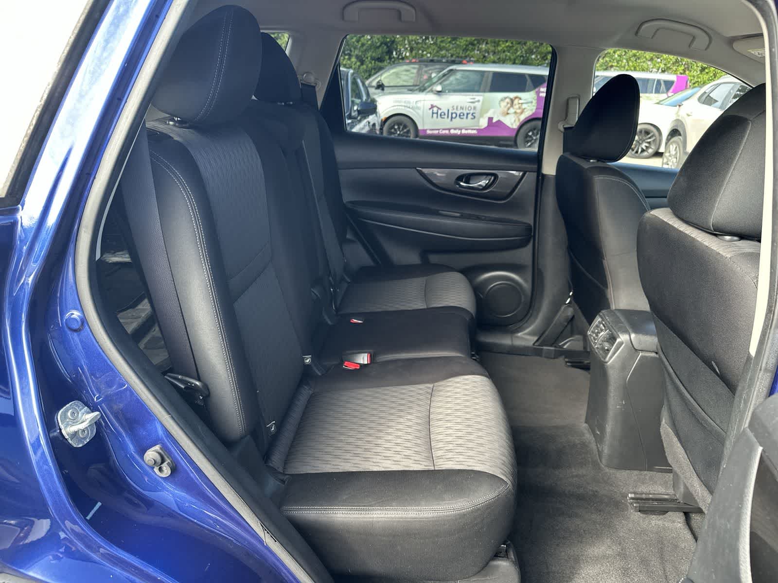Thumbnail: 2019 Nissan Rogue - 12