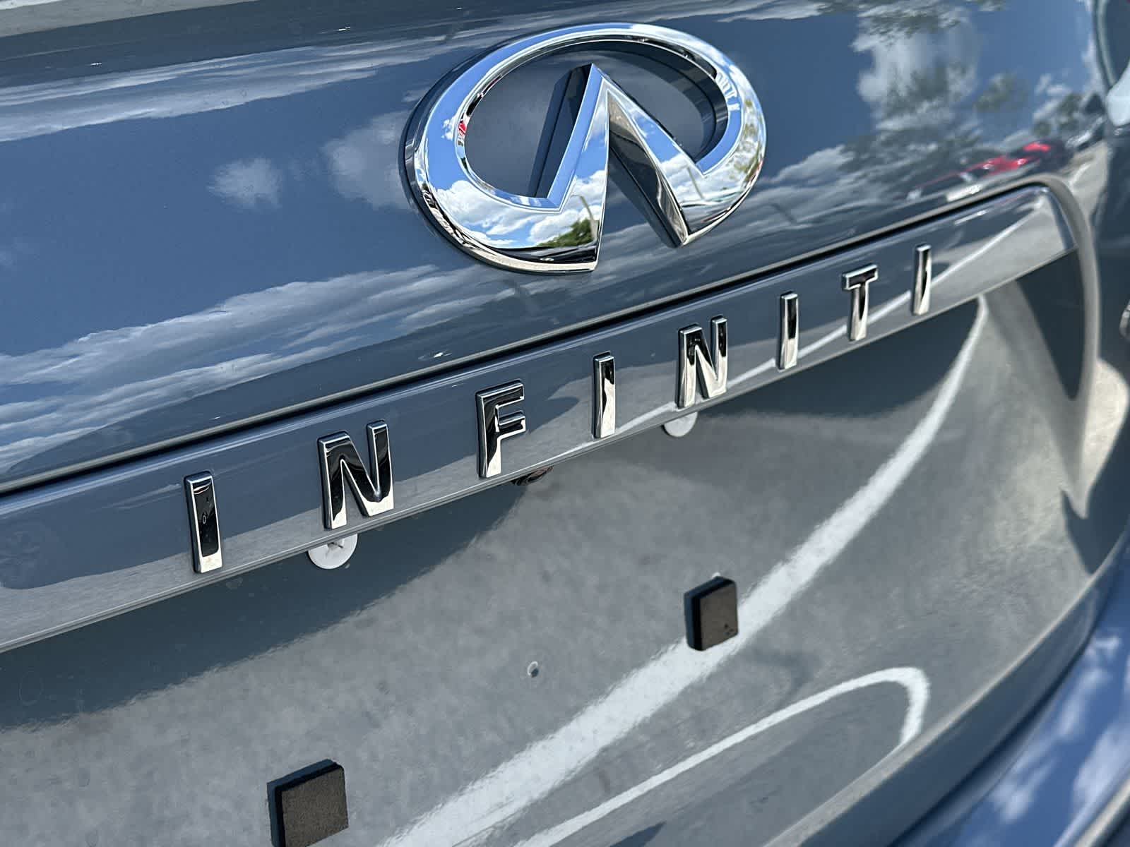 Thumbnail: 2023 INFINITI QX50 - 13