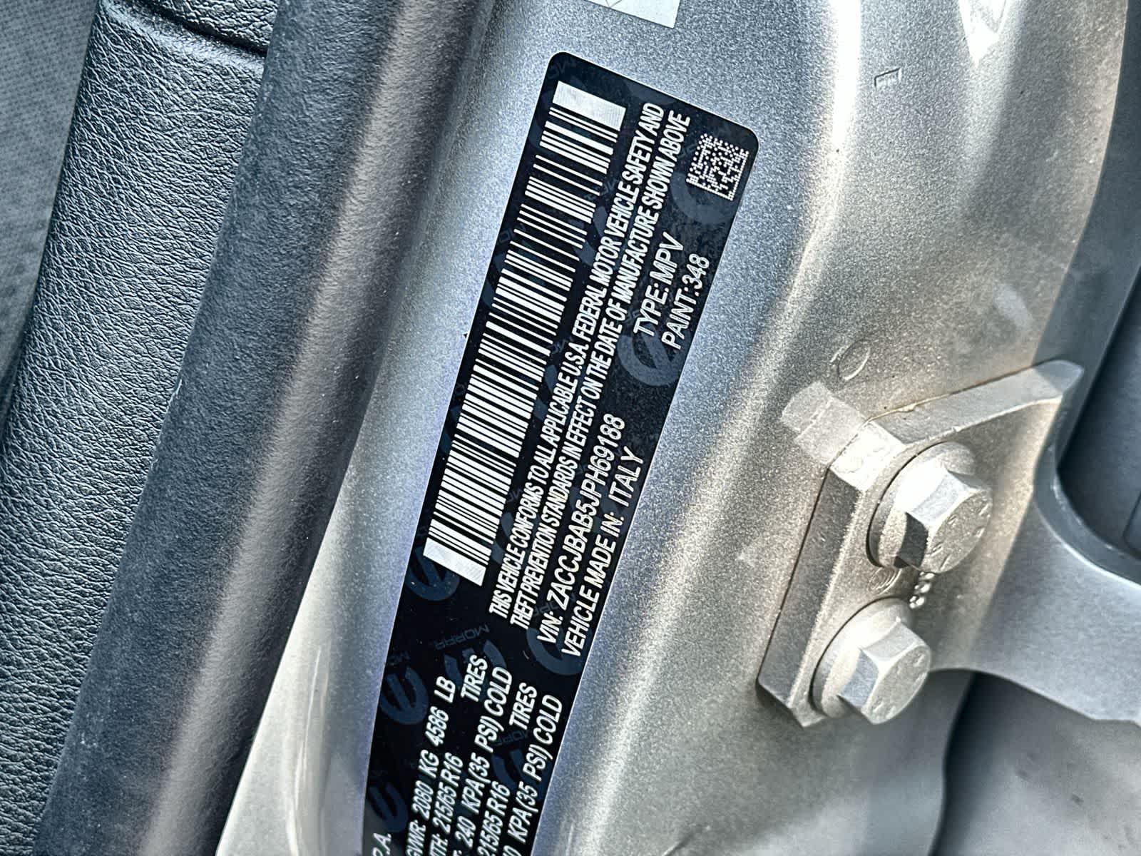 Thumbnail: 2018 Jeep Renegade - 21