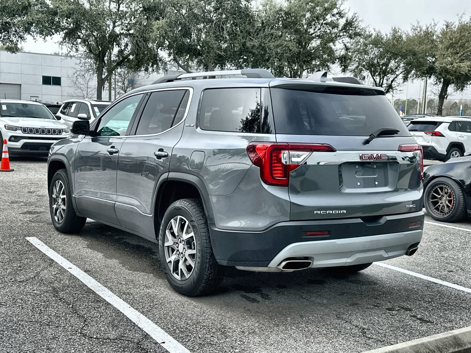 Thumbnail: 2020 GMC Acadia - 6