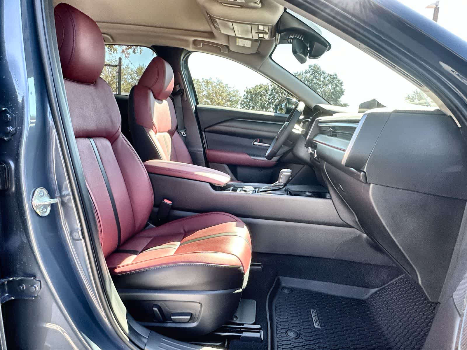 Thumbnail: 2026 Mazda CX-50 - 9