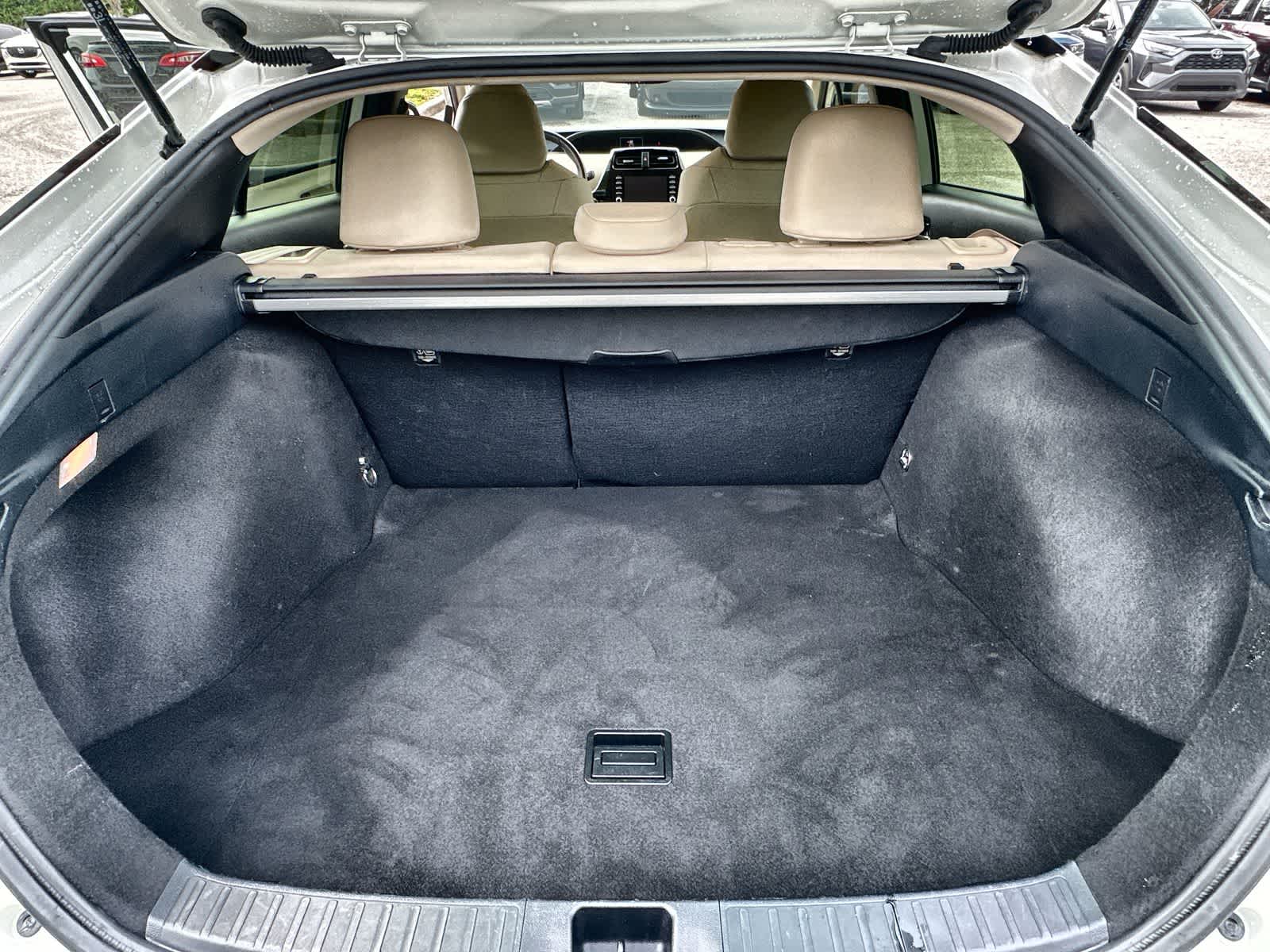 Thumbnail: 2020 Toyota Prius - 7