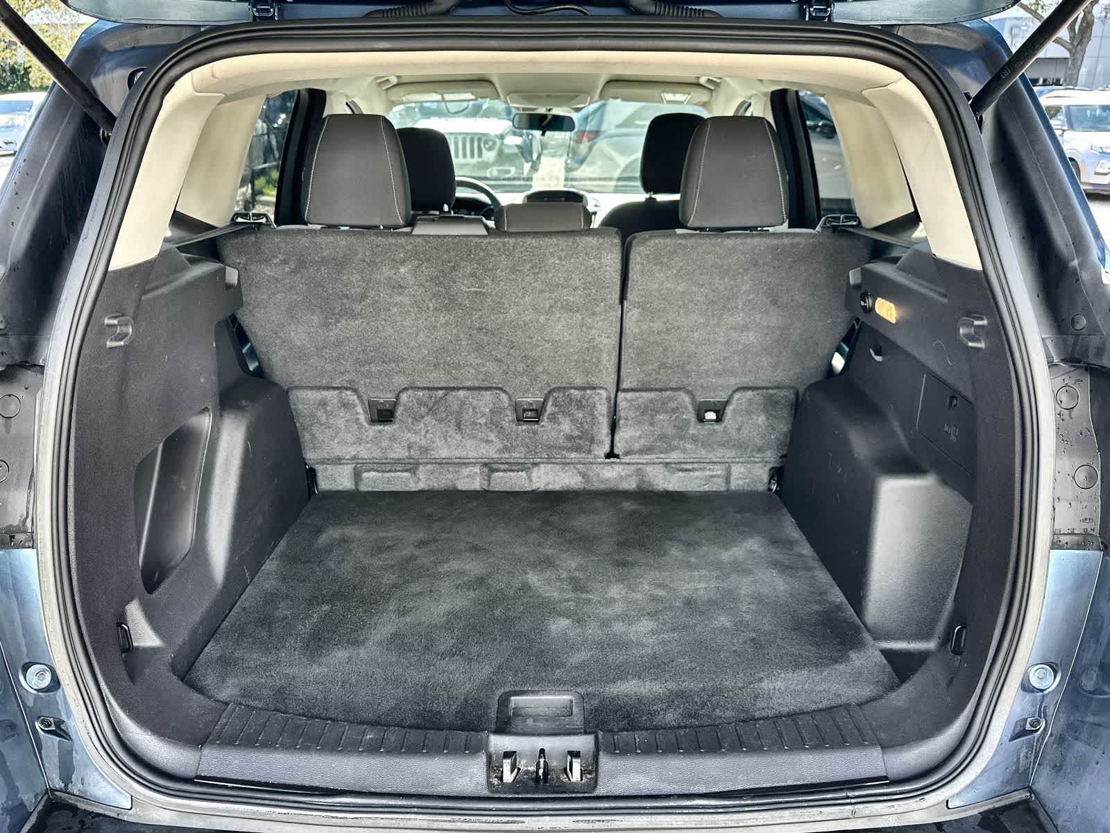 Thumbnail: 2018 Ford Escape - 17