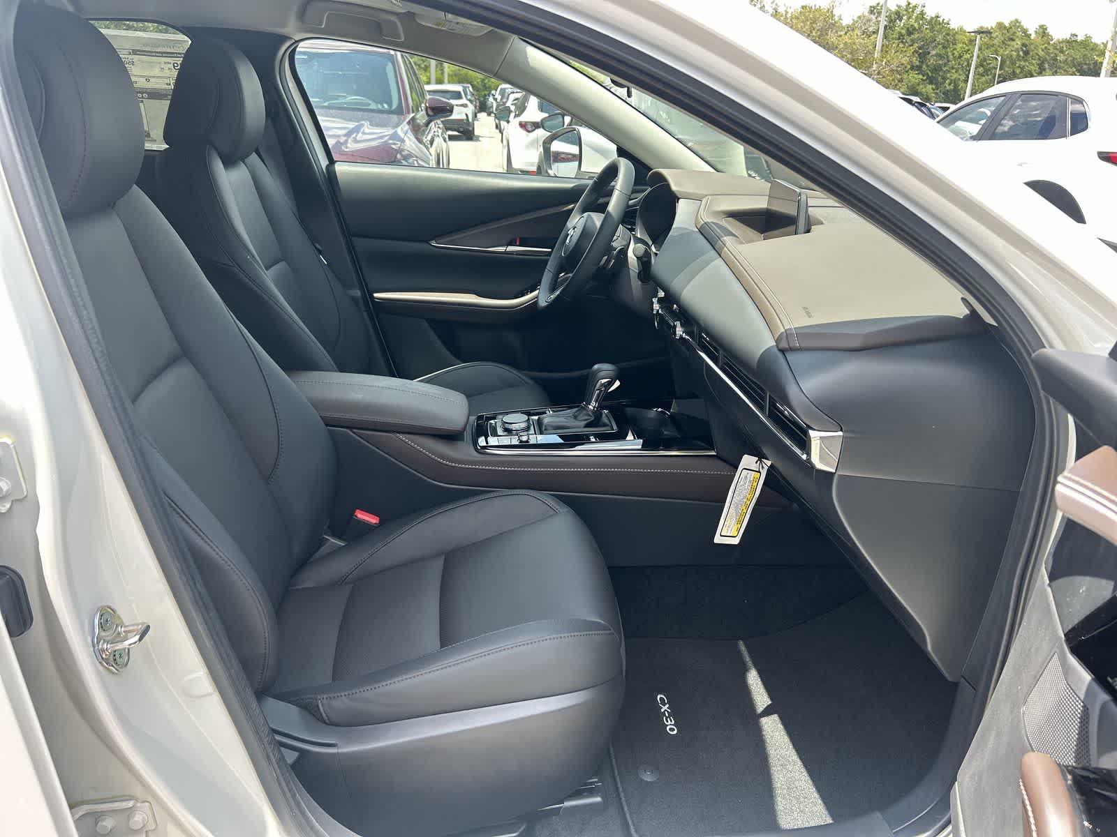 2025 Mazda CX-30 Premium 14
